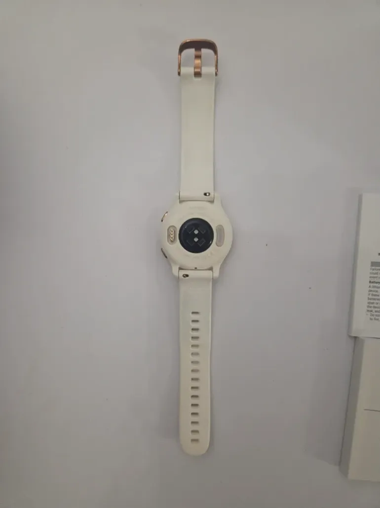 Used Garmin Venu 2S bike — image 3 of 10