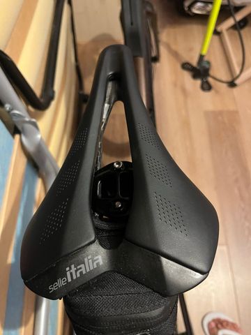 Selle Italia SLR Carbon 2026 Saddles & Seatposts d'occasion