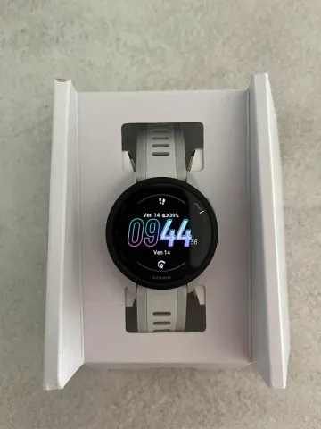 Used Garmin Forerunner 165 Electronics