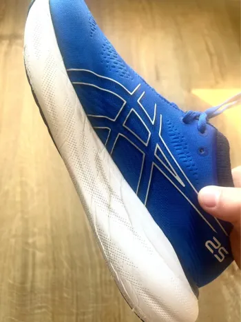 Used Asics Nimbus 25 bike — image 10 of 12