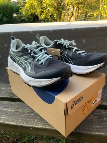 Used Asics Gel-Sonoma 8 Running Shoes