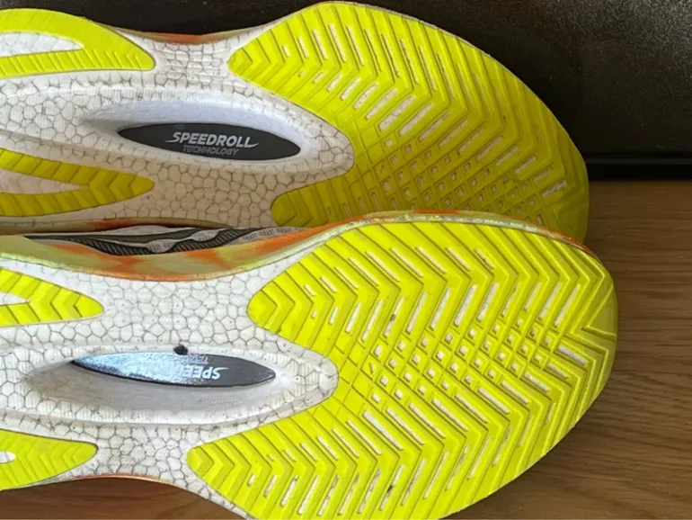 Używany Saucony Endorphin Pro 4 bike — zdjęcie 5 z 8