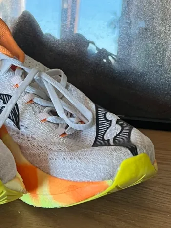 Używany Saucony Endorphin Pro 4 bike — zdjęcie 7 z 8