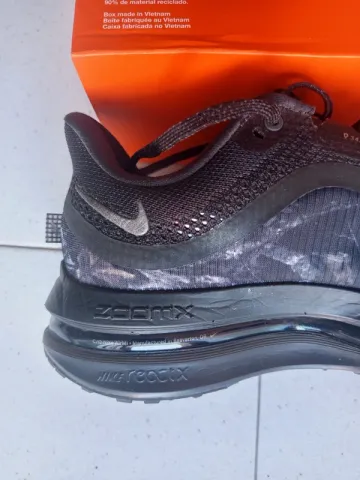 Použité Pegasus Premium CM Running Shoes