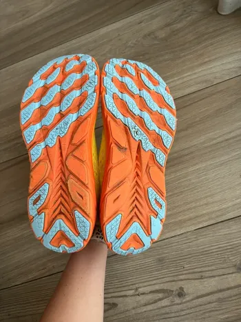 Hoka Running Shoes size 44.5 bike usato — immagine 4 di 5