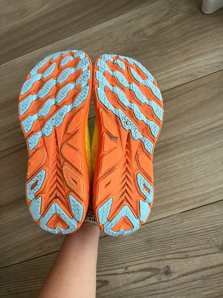 Hoka Running Shoes size 44.5 bike usato — immagine 4 di 5