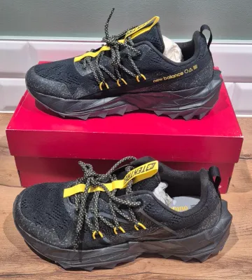 Used New Balance Tektrel V1 bike — image 1 of 3