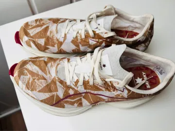 Used Elite Fast-R Nitro 3 Saysky Running Shoes