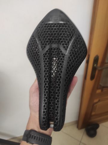 Fizik Transiro Aeris R3 Adaptive Saddle 2025 Saddles & Seatposts d'occasion