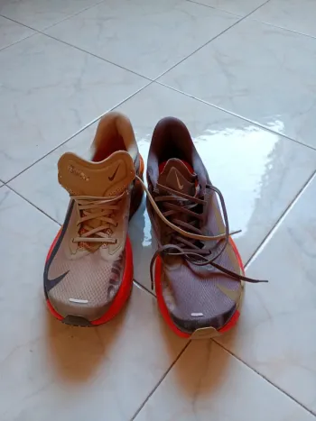 Used Nike Zoom Fly 6 bike — image 1 of 14