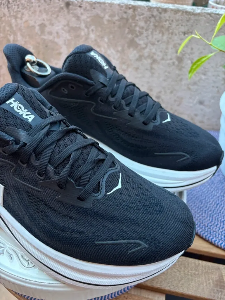 Used Hoka Clifton 10 bike — image 3 of 7