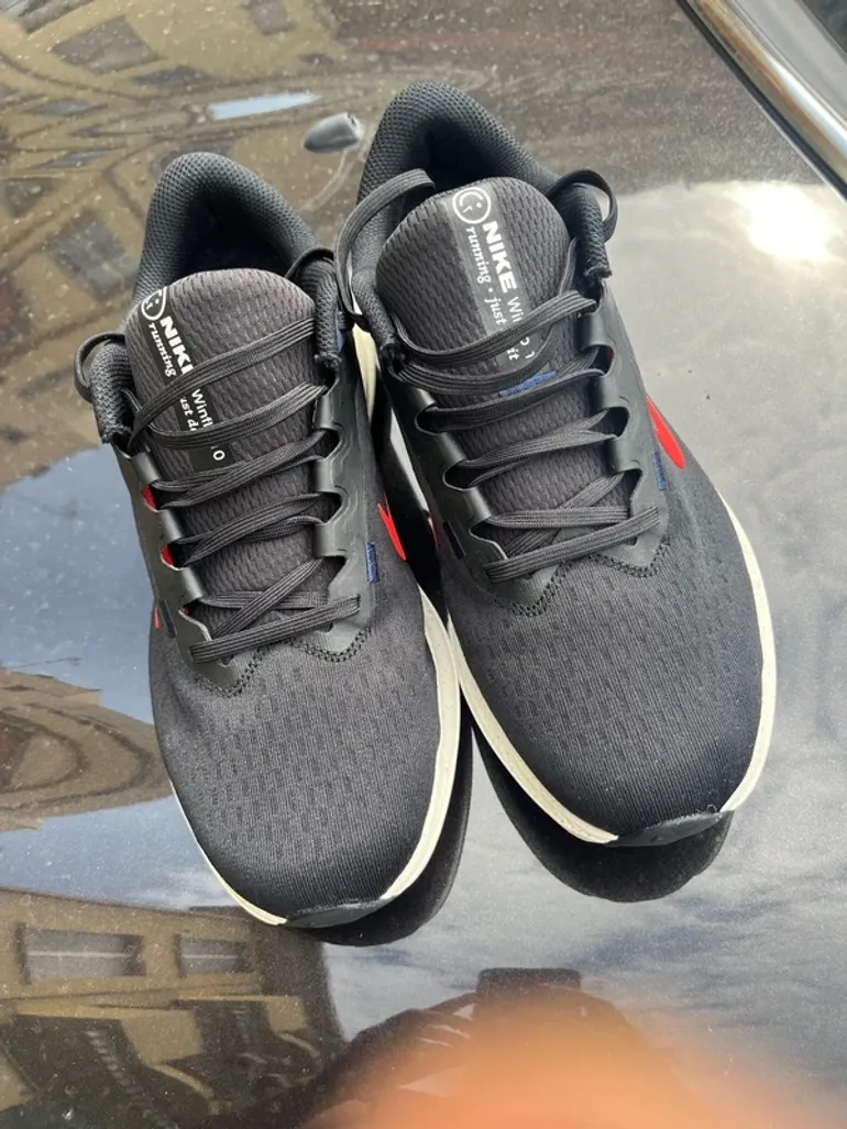 Used Nike Uomo Running Shoes bike — image 2 of 5