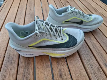 Used Nike Zoom Fly 6 Running Shoes