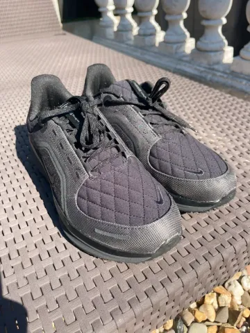Nike Air Winflo 11 GTX bike usato — immagine 3 di 3