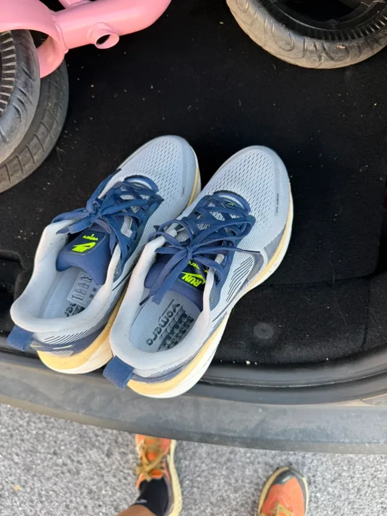 Used Nike Vomero 18 bike — image 6 of 7