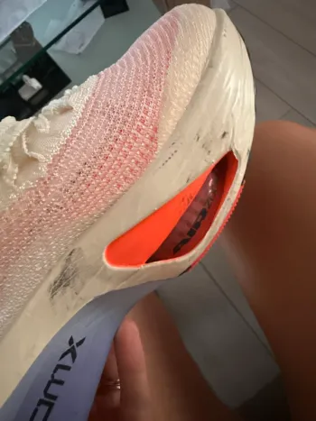 Used Nike Air Zoom Alphafly Next% 3 bike — image 7 of 9