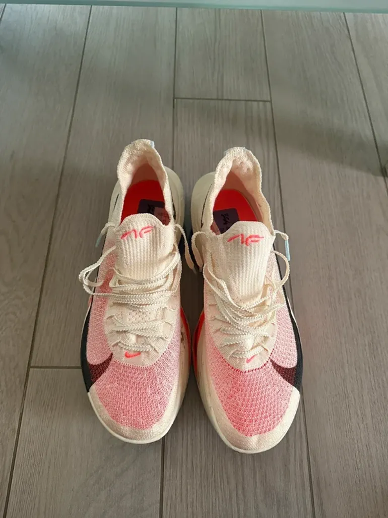 Used Nike Air Zoom Alphafly Next% 3 bike — image 1 of 9