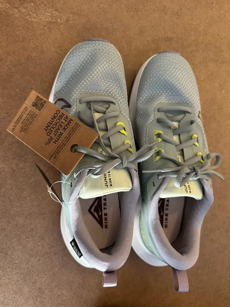 Used Nike Juniper Trail 2 Gore-Tex bike — image 2 of 7