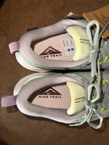 Used Nike Juniper Trail 2 Gore-Tex bike — image 4 of 7