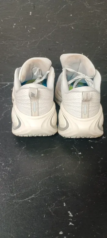 Used Nike Vomero Plus bike — image 4 of 8