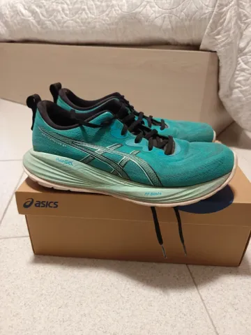 Used Asics Cumulus 27 Running Shoes