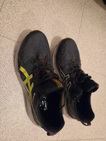 Used Asics Trail Running Shoes Running Shoes