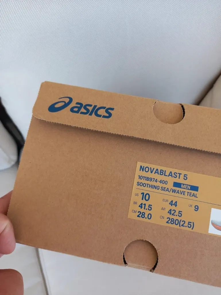 Used Asics Novablast 5 bike — image 15 of 15