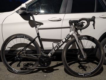 Used graal Carbon Wheels bike — image 2 of 5
