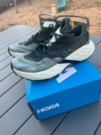 Używany Hoka Speedgoat 7 bike — zdjęcie 3 z 11