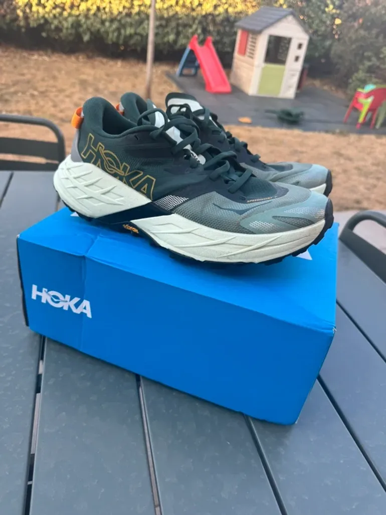 Używany Hoka Speedgoat 7 bike — zdjęcie 1 z 11