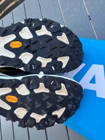 Używany Hoka Speedgoat 7 bike — zdjęcie 6 z 11