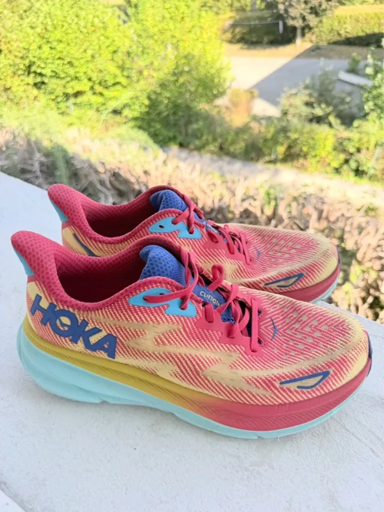 Hoka Clifton 9 bike usato — immagine 2 di 6