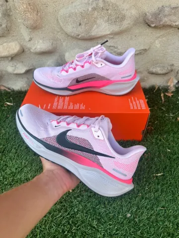 Used Pegasus Nike Air Zoom 41 Running Shoes