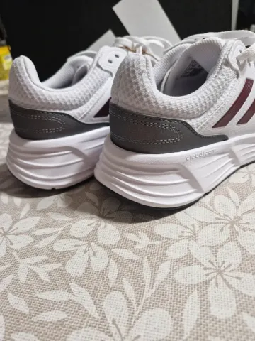 Used Adidas Galaxy 6M bike — image 6 of 9