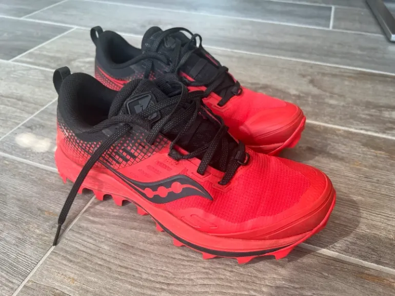 Gebrauchtes Saucony Peregrine bike — Bild 1 von 7