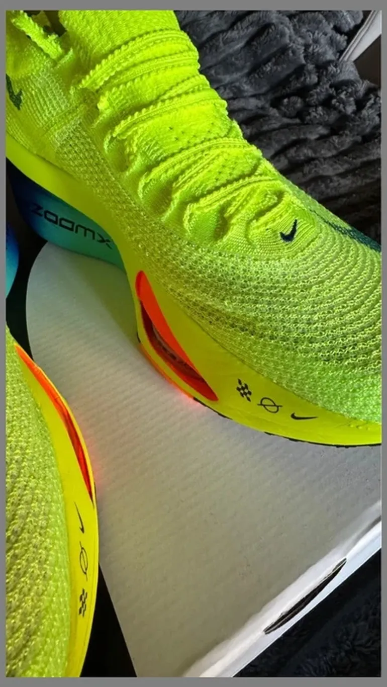 Gebrauchtes Nike ZoomX Vaporfly 3 bike — Bild 3 von 15