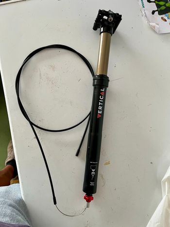 Used vertical Helium Race bike — image 3 of 9