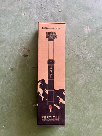 Used vertical Helium Race bike — image 2 of 9