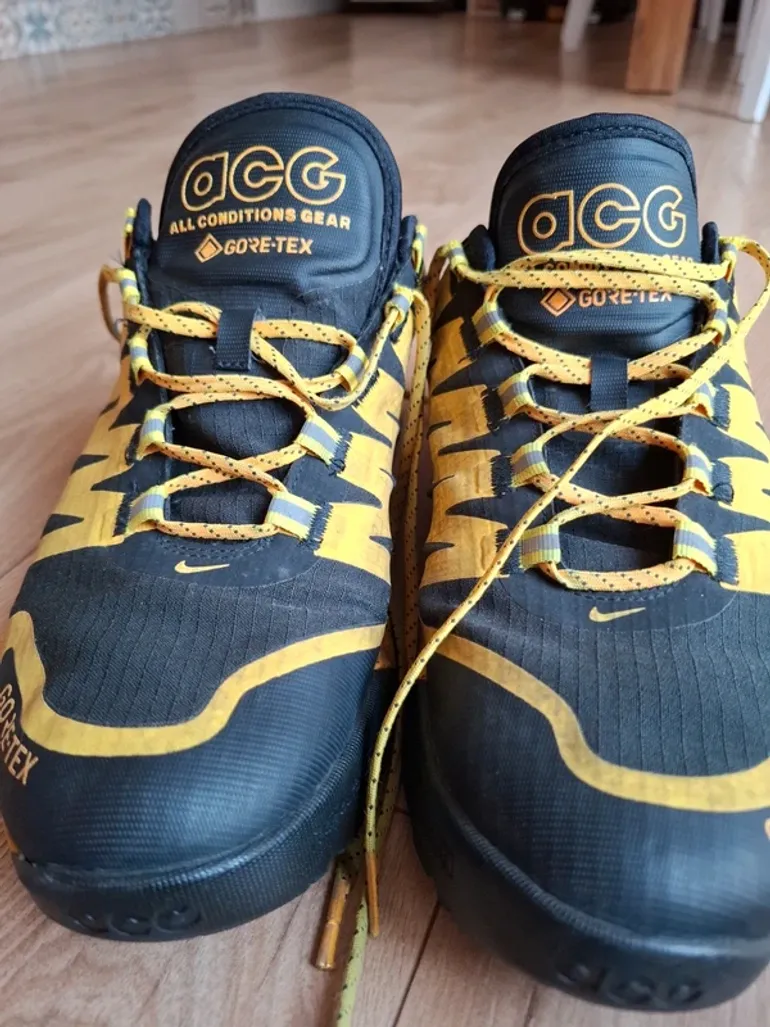 Used Nike ACG Gtx bike — image 3 of 7
