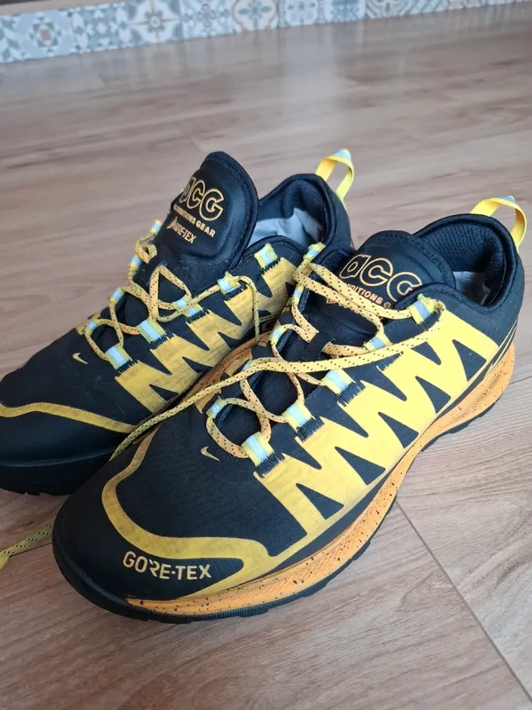 Used Nike ACG Gtx bike — image 2 of 7