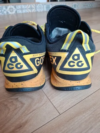 Used Nike ACG Gtx bike — image 5 of 7