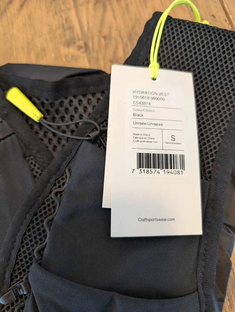 Used Lightweight PRO Hydration Vest bike — image 4 of 6
