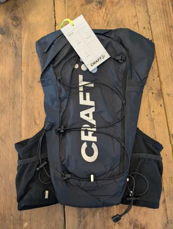 Used Lightweight PRO Hydration Vest bike — image 2 of 6