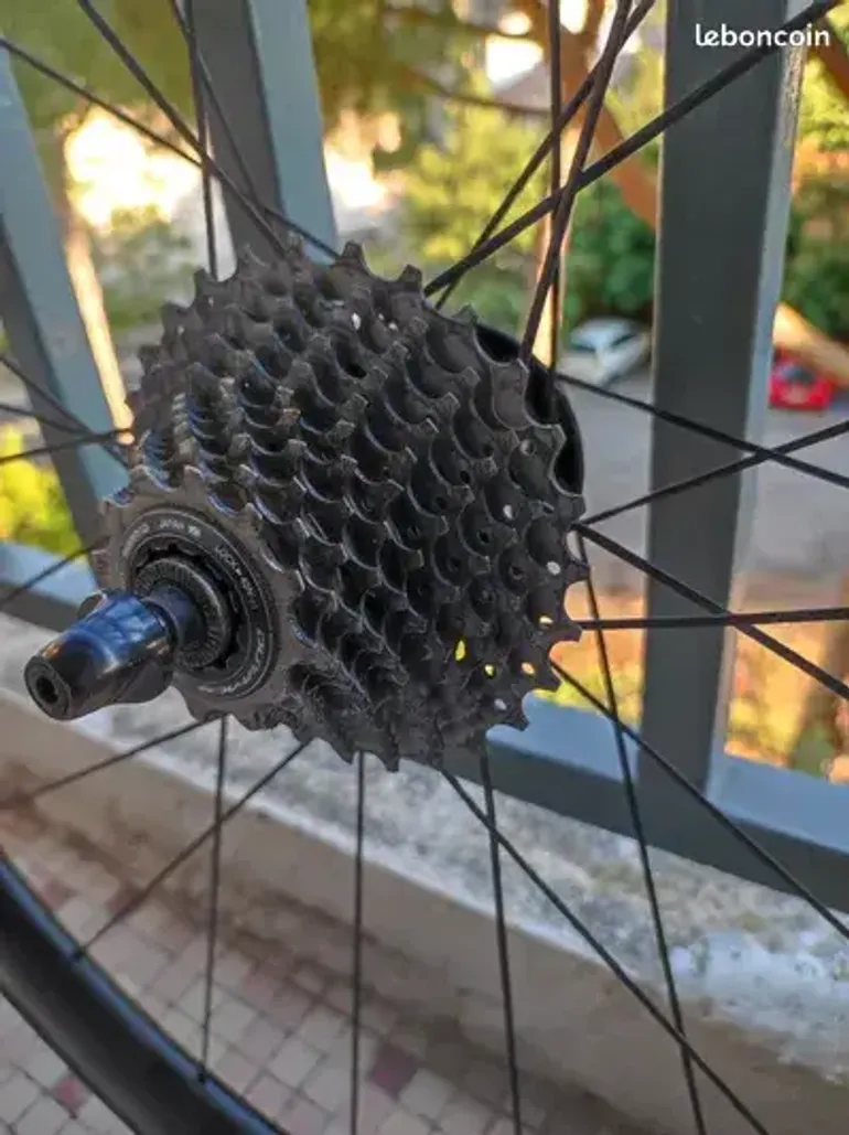 Basalt Wheels basalt bike d'occasion — image 2 sur 3