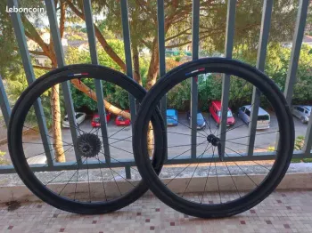 Basalt Wheels basalt bike d'occasion — image 1 sur 3