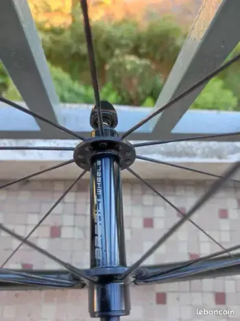 Basalt Wheels basalt bike d'occasion — image 3 sur 3