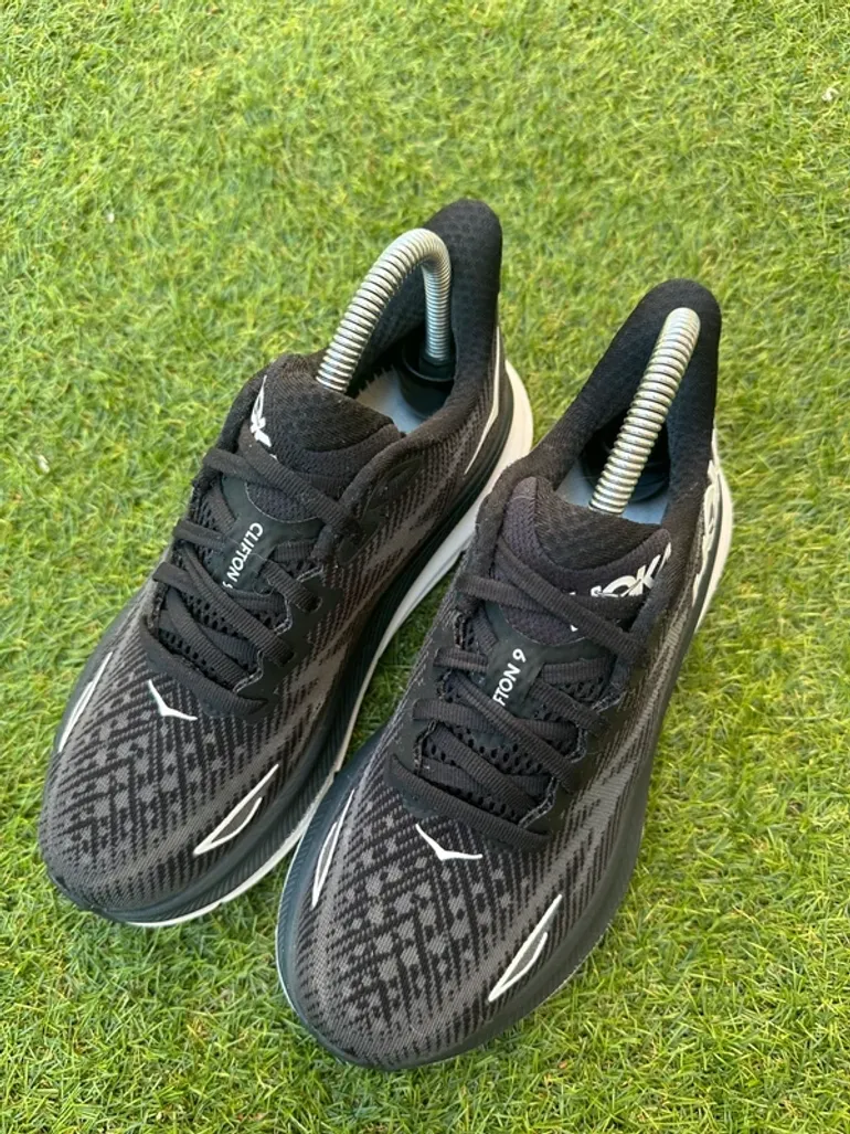 Used Hoka Clifton 9 bike — image 3 of 9