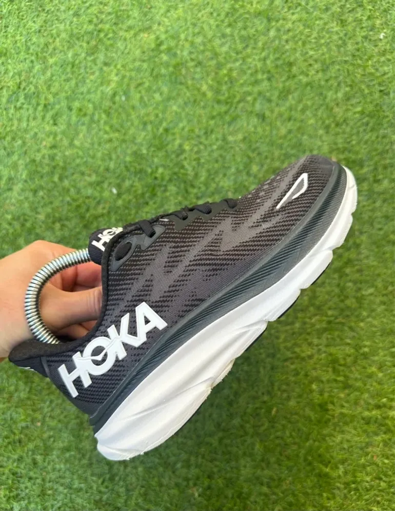 Used Hoka Clifton 9 bike — image 5 of 9