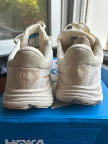 Used Hoka Clifton 10 bike — image 3 of 6