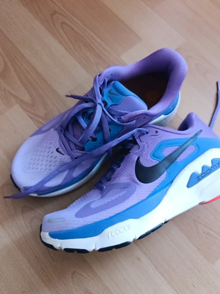 Used Nike Sneaker Laufschuhe bike — image 3 of 6